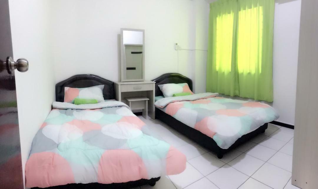 Api Api Centre Apartment Homestay Kota Kinabalu Exterior photo